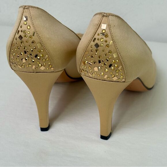 ST. JOHN Modena Marie Satin Rhinestone Heels Pumps Champagne Gold Formal Sz 8 - Picture 8 of 16